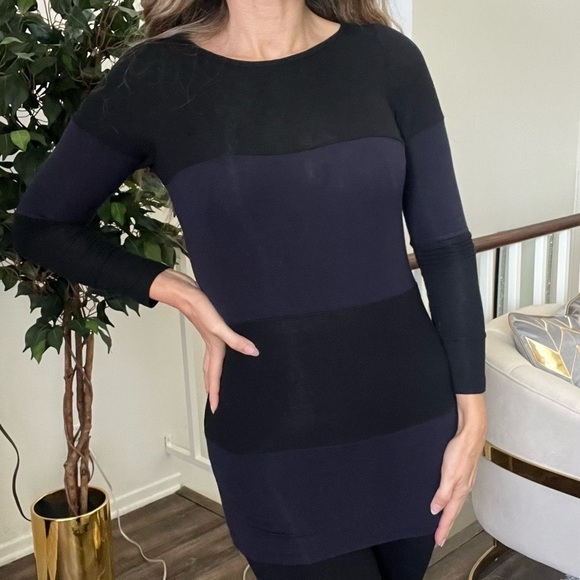 Theory Tops - Theory 'Bernetta Black Blue Striped Long Sleeve Crew Neck Top Tee Shirt Size L